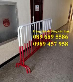Sản xuất gia công hàng rào cách ly 1mx2m, hàng rào barie có chốt, Hàng rào phân luồng giao thông