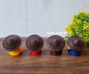 Bộ 04 chú Tứ Không đeo xâu chuỗi đội nón cối