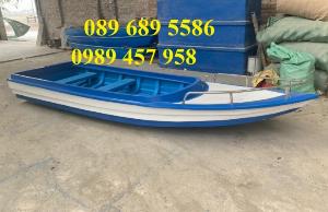 Thuyền composite chở 8-10 người, Thuyền chở 4-6 người có sẵn