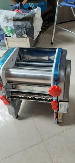 Máy cán và cắt sợi bánh canh, máy cắt sợi bánh canh bột năng, máy cán bột và cắt sơi