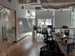 Bảng Flipchart Từ Hàn Quốc Chân Sắt Sơn Tĩnh Điện