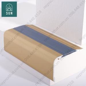 Nẹp chống trơn bậc cầu thang bằng nhôm - Nẹp chống trơn bậc cầu thang bằng nhựa dẻo - Nẹp chống trơn bậc cầu thang.