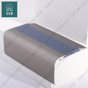 Nẹp chống trơn bậc cầu thang bằng nhôm - Nẹp chống trơn bậc cầu thang bằng nhựa dẻo - Nẹp chống trơn bậc cầu thang.