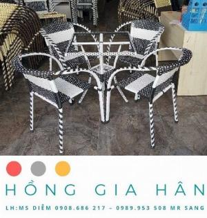 Bộ bàn ghế mây nhựa Hồng Gia Hân BGM03