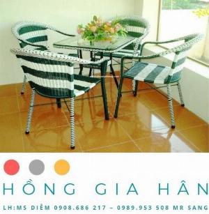 Bộ bàn ghế mây nhựa Hồng Gia Hân BGM12