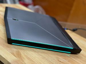 Laptop Dell Alenware 15R3 core i7 6700HQ Ram 16gb ssd 256gb hdd 1tb 15.6 inch Full HD Gtx 1070 CHUYÊN GAME GIÁ RẺ BÈO