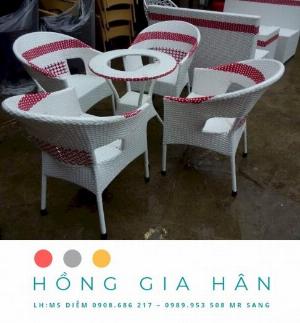 Bộ bàn ghế mây nhựa Hồng Gia Hân BGM42