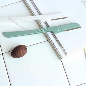 Dao cạo lông mày Daily Beauty Tools Folding Eyebrow Trimmer