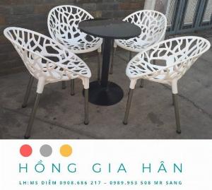 Bàn ghế nhựa đúc Nữ Hoàng Hồng Gia Hân BGN24