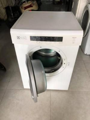 Bán máy sáy electrolux 7kg