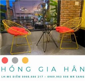 Bàn Ghế Sắt Nghệ Thuật Hồng Gia Hân BGS05