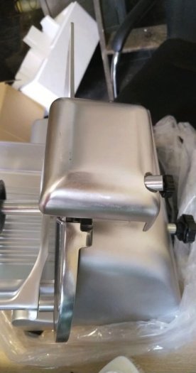 Máy thái bì heo lát mỏng, máy thái tai, mũi, da lợn