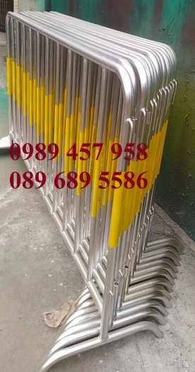 Gia công Khung hàng rào di động gắn bánh xe 1mx2m, 1,2mx2m, 1,5mx 2m