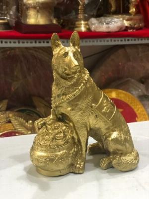 Tượng chó Vàng Bằng Đồng Đeo Chuông Vật Phẩm Phong Thủy,Cao 18cm Hàng Chính Hãng