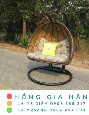 Cần thanh lý xích đu mây nhựa Hồng Gia Hân XD211