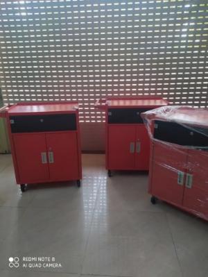 Xe đẩy 3 ngăn có 1 ngăn khóa