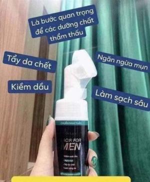 Sữa rửa mặt thân hoạt tính kiềm dầu Dr.lacir- dành cho nam- tặng kèm 1 bọt cạo râu- miễn ship