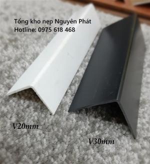 Nẹp V nhựa góc vuông tường