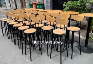 Ghế bar gỗ chân sắt sơn tĩnh điện