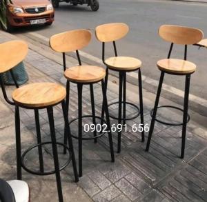 Ghế bar gỗ chân sắt sơn tĩnh điện