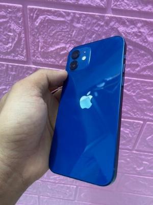 Cần bán 12 64gb sạc đc 3 lần