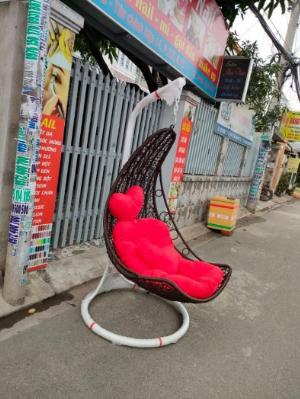 Xích đu giả mây hình lưỡi liềm