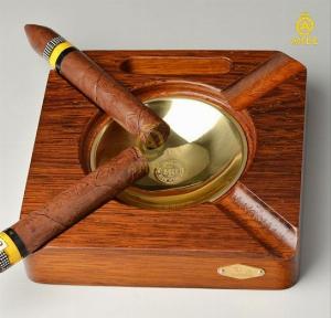 Gạt tàn Lubinski LB-TZ7