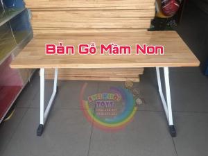 BÀN GỖ MẦM NON