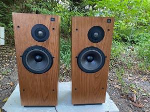 LOA JBL L60T USA