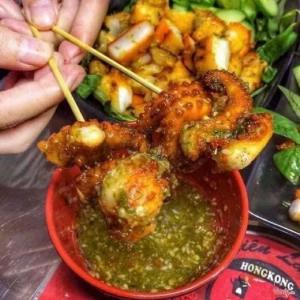 Râu bạch tuộc khổng lồ