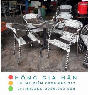 Bàn ghế nhựa giả mây Hồng Gia Hân M005