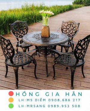 Bàn ghế kiểu sân vườn hiện đại Hồng Gia Hân N033