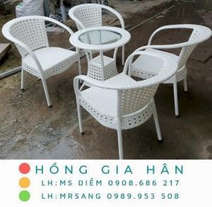 Bàn ghế mây nhựa Hồng Gia Hân M027