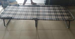 Giường vải gấp gọn dành cho khu vực cách ly