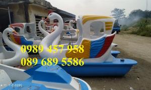 Thiên nga đạp nước, Thuyền đạp vịt, Thuyền thiên nga, Ô tô đạp nước