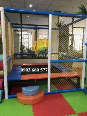Sàn nhún nhảy, thảm nhún nhảy, bạt lò xo cho trẻ em vui chơi