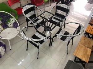 Bàn ghế nhựt trắng đen mây nhựa  có đủ màu sắc giá sì tại xưởng sản xuất anh khoa  344444