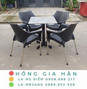 Bàn ghế nhựa đúc Nữ Hoàng Hồng Gia Hân B020