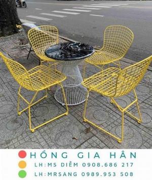 Bàn ghế sắt sơn tĩnh điện giá tốt Hồng Gia Hân B33