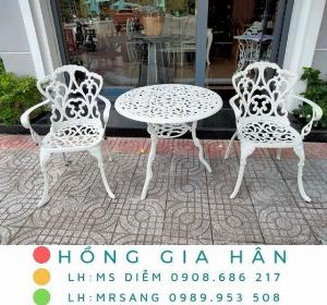 Bàn ghế nhôm đúc Hoàng Gia Hồng Gia Hân A101