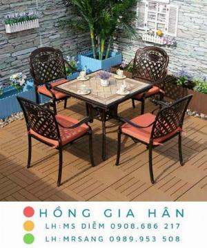 Bàn ghế nhôm đúc ngoài trời Hồng Gia Hân A109