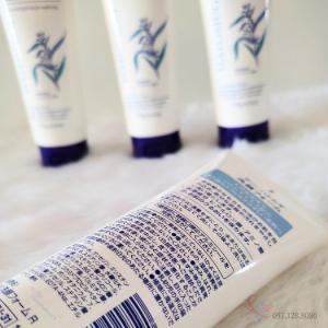 Sữa rửa mặt trắng da hạy ý dĩ Hatomugi 170g