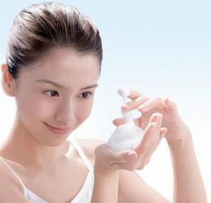 Sữa Rửa Mặt Tạo Bọt Làm Sạch Sâu Hada Labo Gokujyun Hyaluronic Acid Bubble Face Wash 160ml