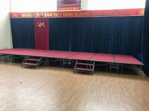 Sân khấu di động giá xưởng