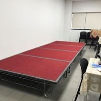 Sân khấu di động giá xưởng
