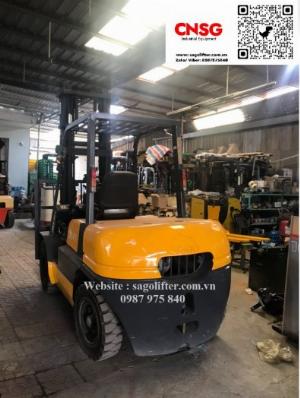 Cần bán xe nâng dầu 4 tấn giá ưu đãi mùa dịch