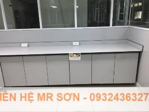 Bàn thí nghiệm áp tường