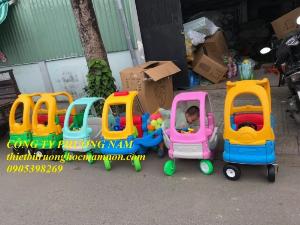 Xe chòi chân cho bé