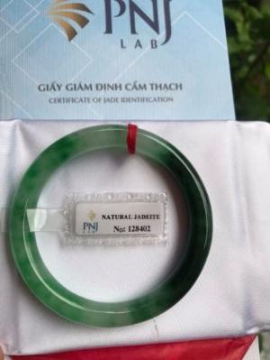 Vòng cẩm thạch tự nhiên 49mm đẹp đã kiểm định Pnj No 128402 Nữ 45kg-52kg có 3500k ạ