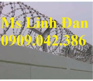 Nhận lắp đặt hàng rào dây thép gai hình dao, dây thép gai hình dao mạ kẽm nhúng nóng,